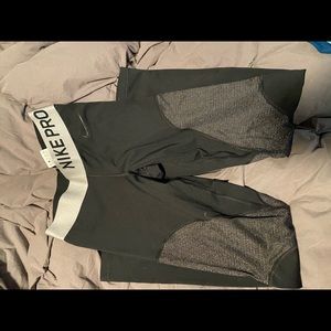 Nike leggings